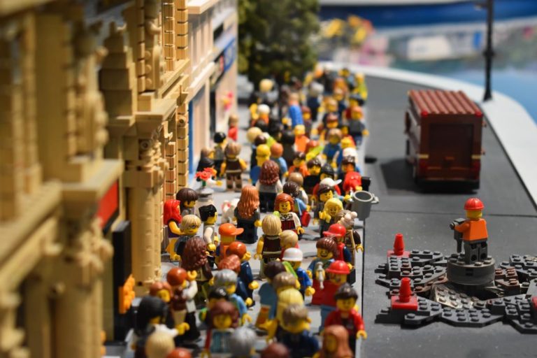 Klocki Lego to dla dzieci godziny wspaniałej zabawy