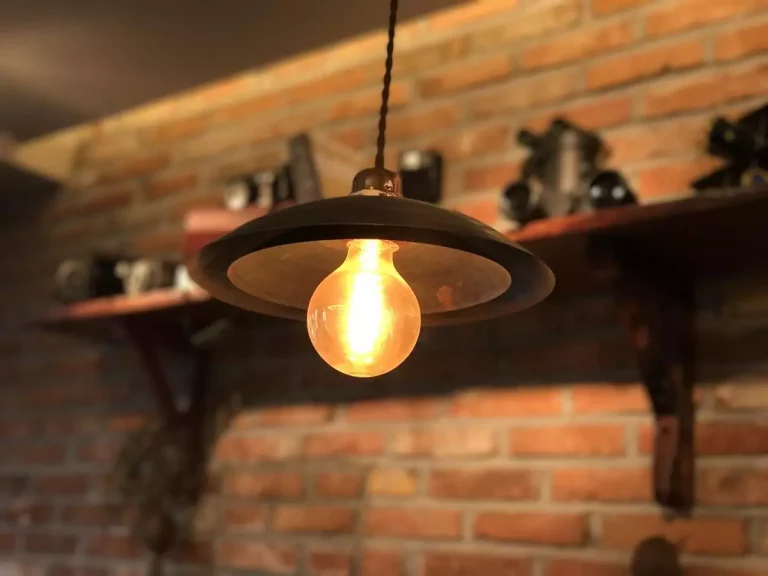 Inspirujące pomysły na oświetlenie kuchni