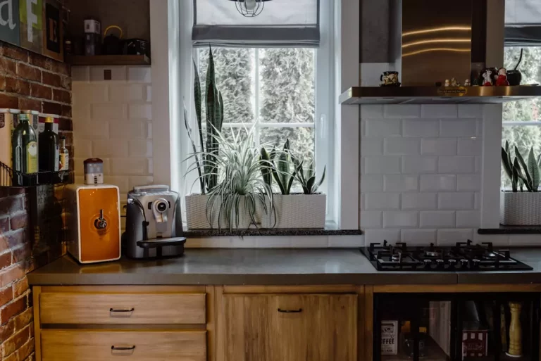 Czajnik elektryczny – szklany, stalowy czy ceramiczny? porównanie rodzajów
