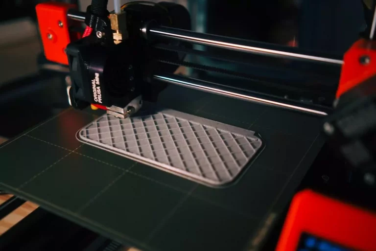 Od fizycznego przedmiotu do cyfrowego modelu: Jak skopiować uszkodzoną część dzięki skanowaniu 3D?